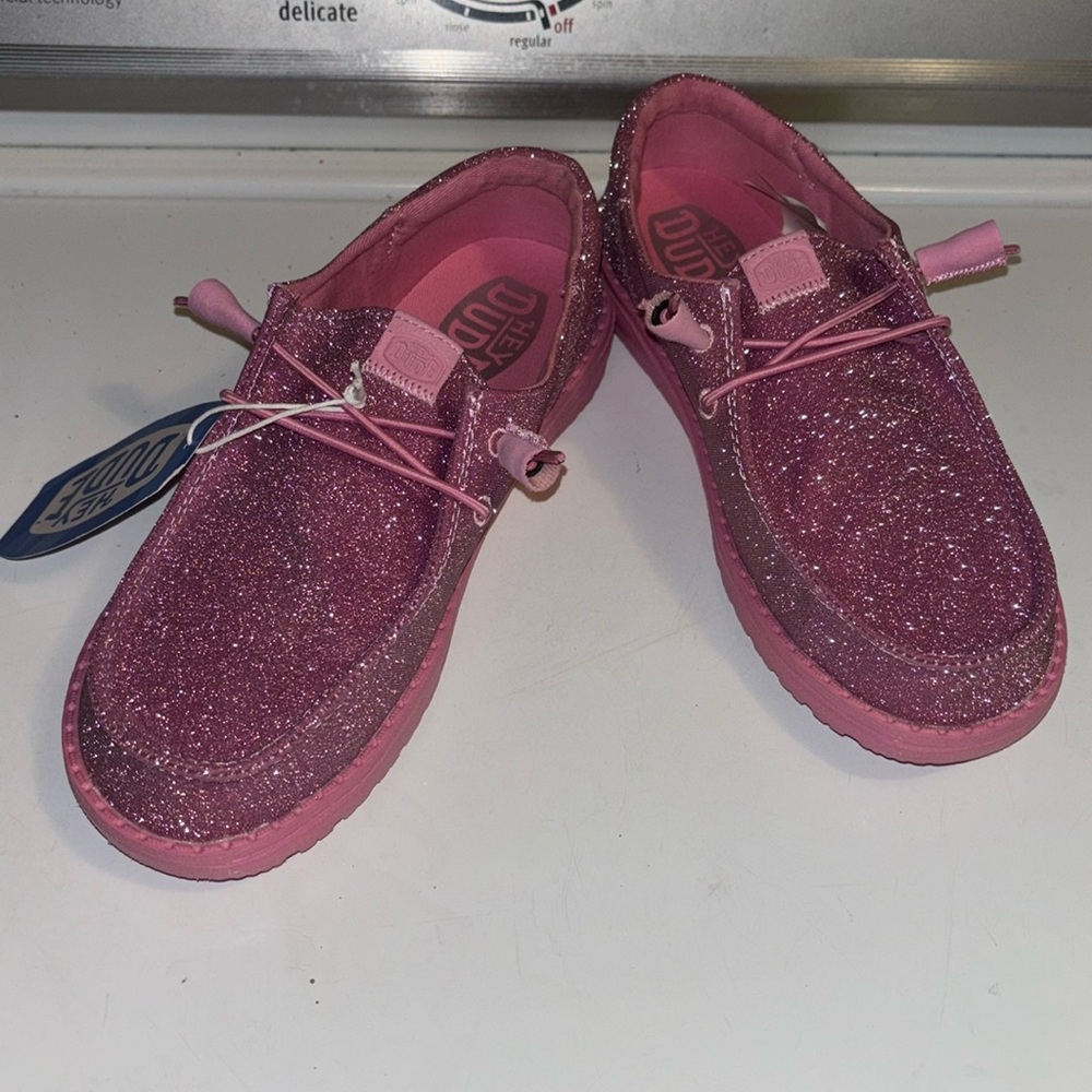 NWT Hey Dudes Wendy Funk Holiday Sparkle Pink!